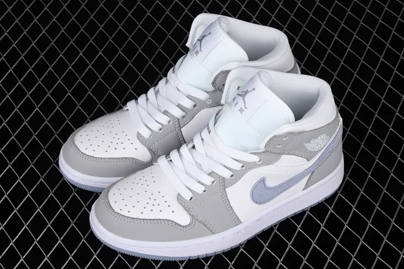 All Categories Air Jordan Jordan Series Basketball Shoes Air Jordan 1 Mid Air Jordan 1 Mid AJ1 Joe 1 Wolf Gray Mid-top Casual Sports Shoes BQ6472-105